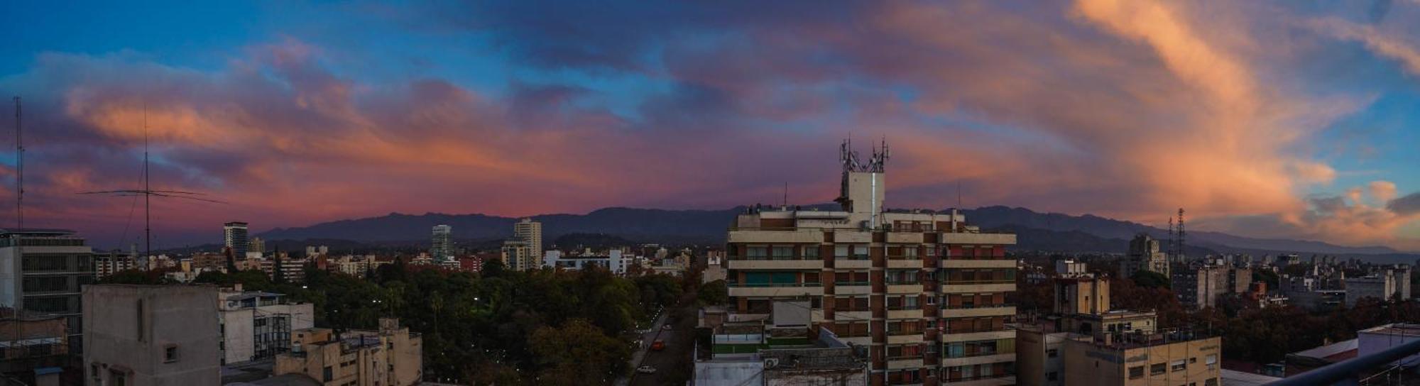 Hotel Mendoza Exterior foto